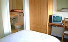 Room 4 - Double/Twin Room image 3