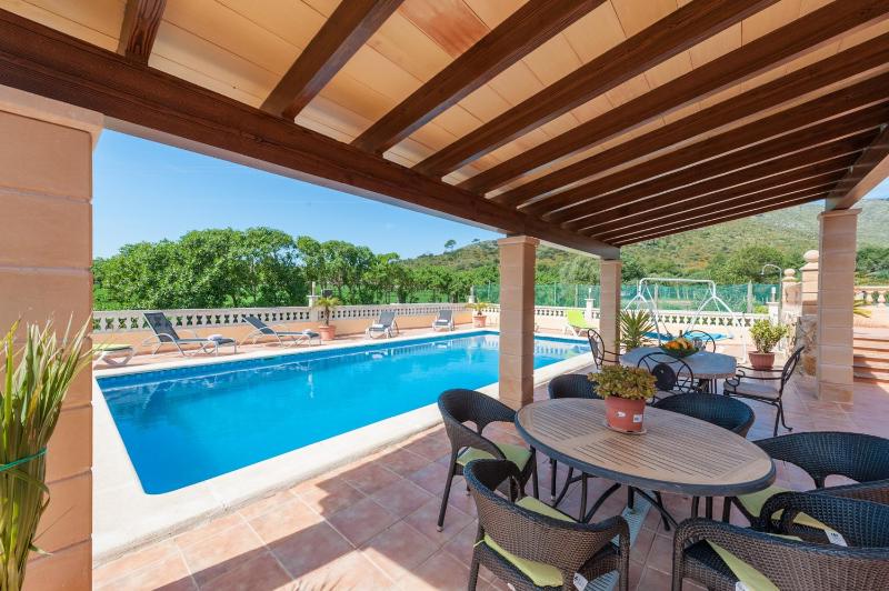 Five-Bedroom Villa image 4