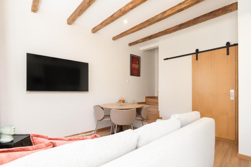 Lovely House Near Casa da Música by HostWise - image 14