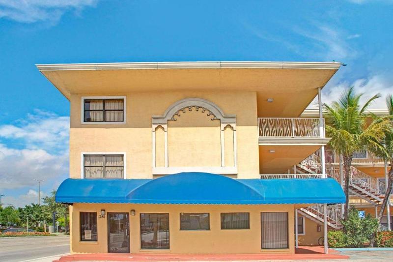 Travelodge by Wyndham Fort Lauderdale - image 4