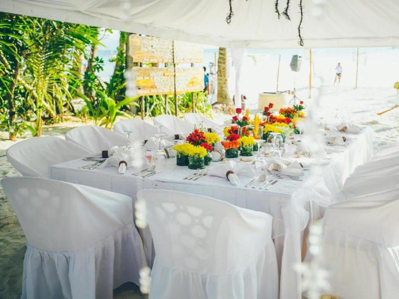 Fridays Boracay Resort - image 5