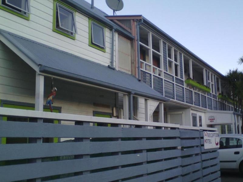 747 Motel - image 6