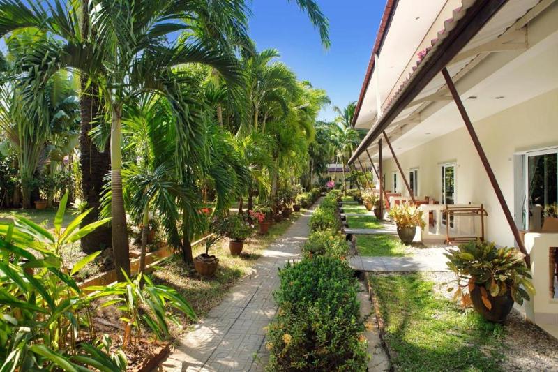 Patong Palace Hotel - image 11