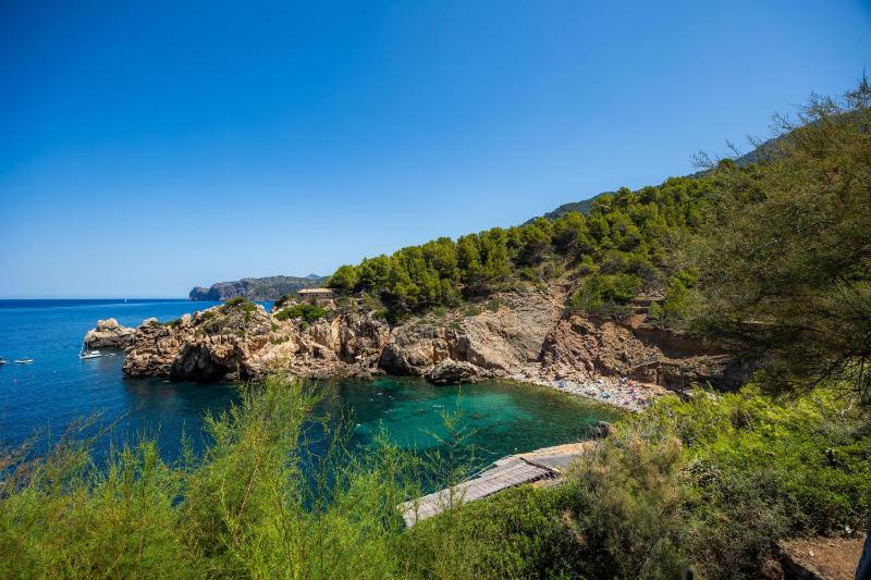 Casita En Cala Deia Junto Al Mar 1 - image 12