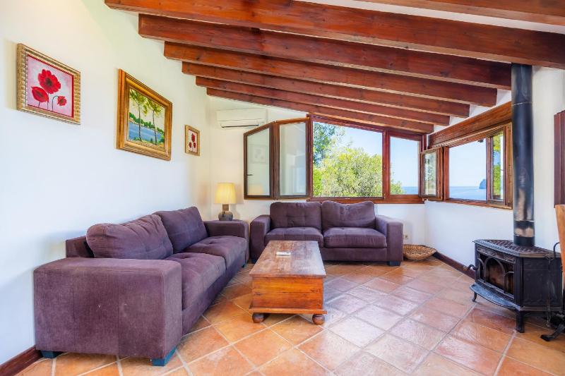 Casita En Cala Deia Junto Al Mar 1 - image 14