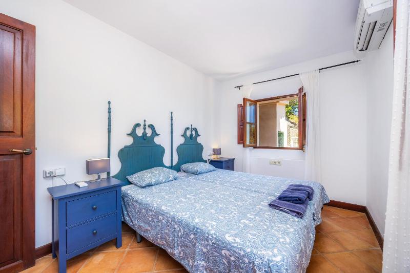Casita En Cala Deia Junto Al Mar 1 - image 10