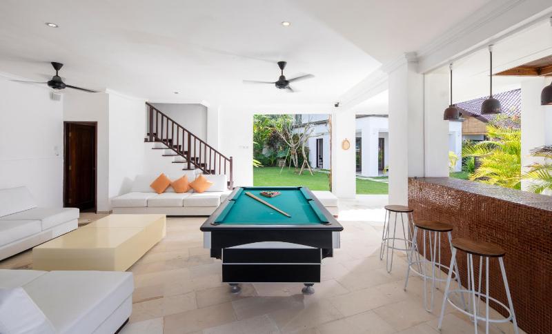 Villa Manis Canggu - image 35