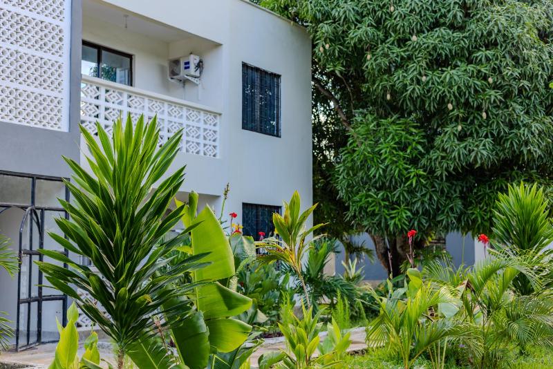 Marahaba Holiday Suites First Floor 1BR 5 Min Drive to Diani Beach - image 12