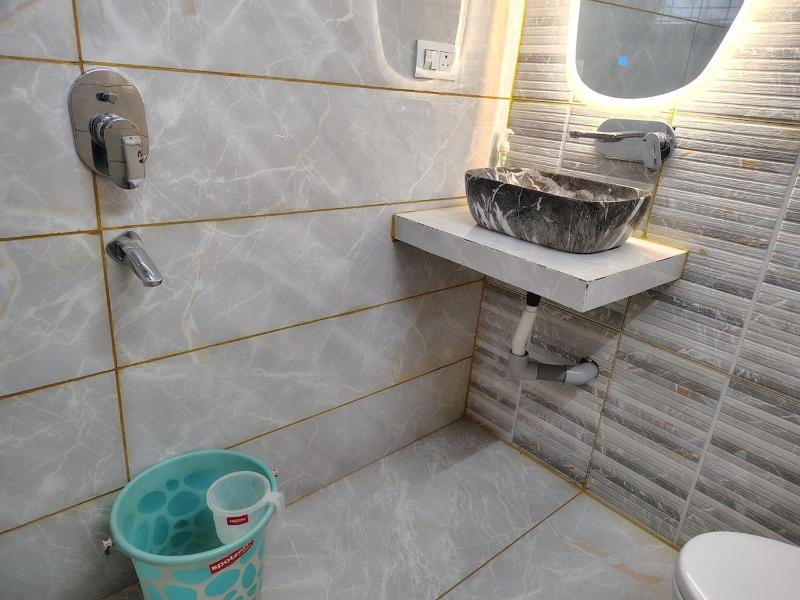 Elegant villa 4BHK in dehradun by homeyhuts - image 28