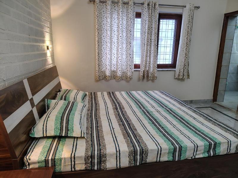 Elegant villa 4BHK in dehradun by homeyhuts - image 9