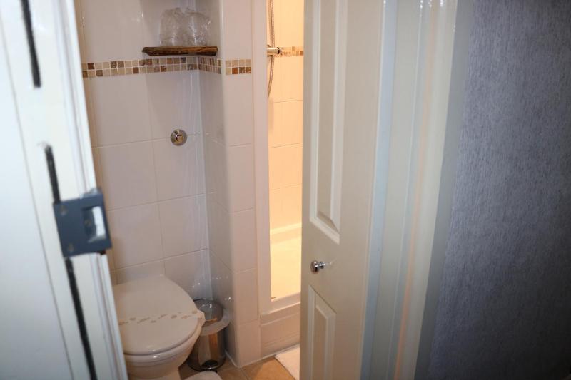 Double or Twin Room - First Floor image 2