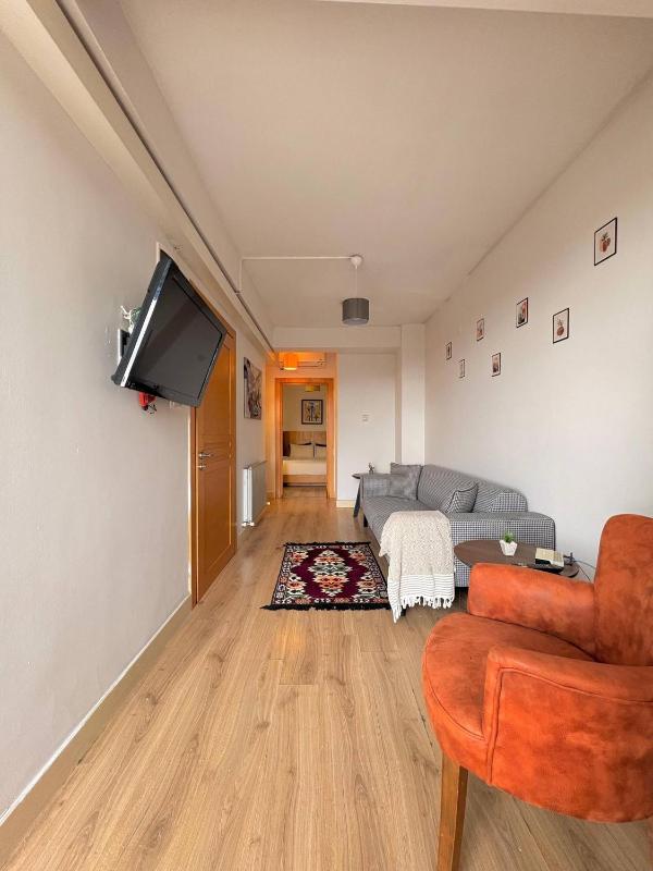 Taksim Square-1BR Rooftop Suite 07 - image 9