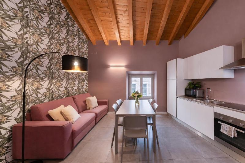 REGO APARTMENTS SAN TOMASO - Boutique Aparthotel with some off-site apartments in a Charming Historic District close to Upper Town - image 9