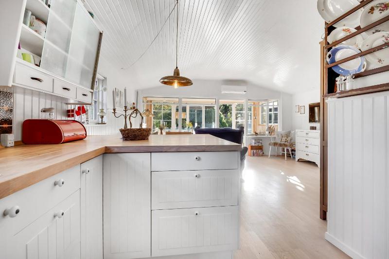 Lovely Cottage In Hals 250 M To The Beach - image 21