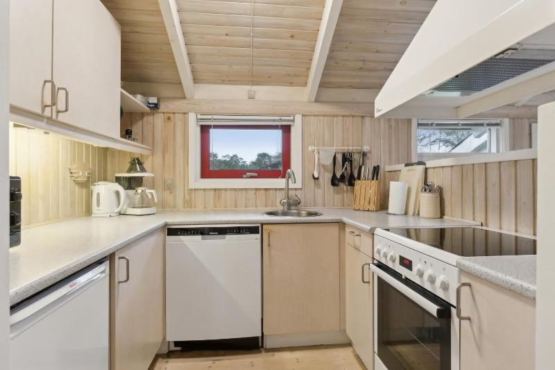 Cozy Summer House Near Hals - image 5