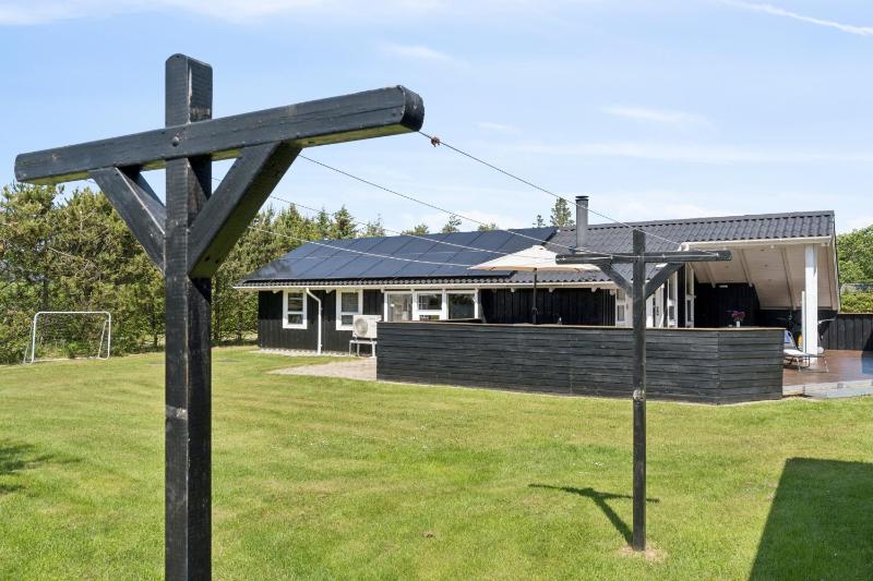 Cozy Summer House Near Hals - image 7