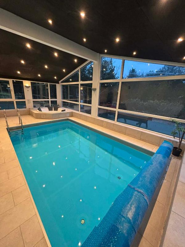 Lovely Summer House With Sea View And Pool - image 16