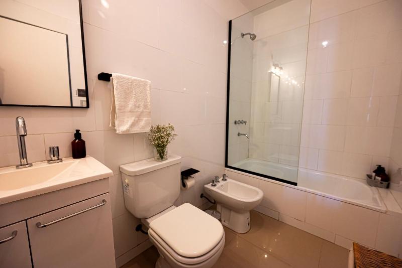 Delta Boutique Loft en el centro de Salta para 3 by BEDBOOK - image 15