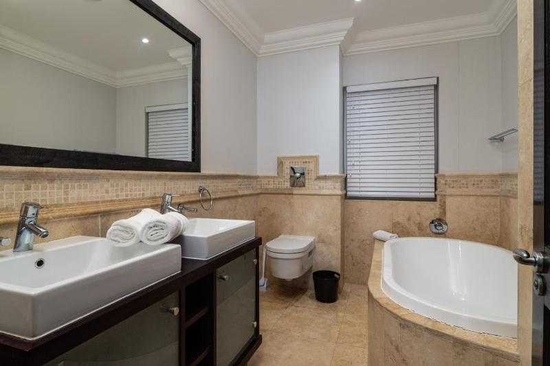 Ballito Manor Beach 304 - image 3