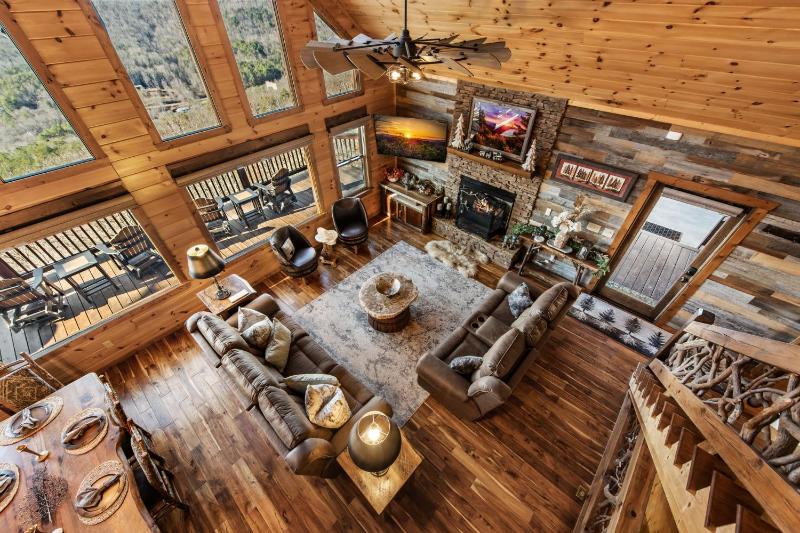 Bear Tree Lodge - image 18