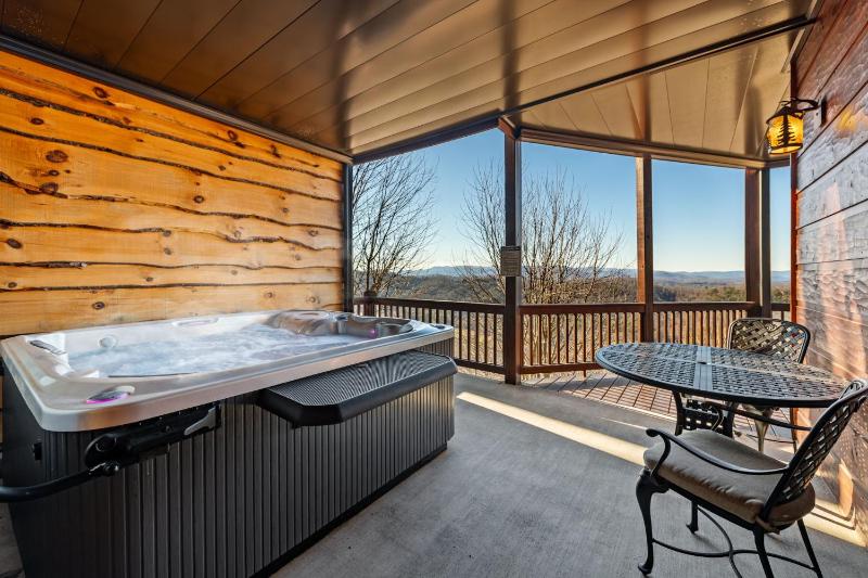 Bear Tree Lodge - image 45