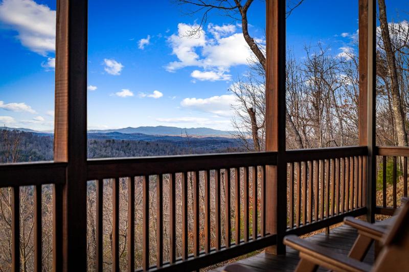 Bear Tree Lodge - image 41