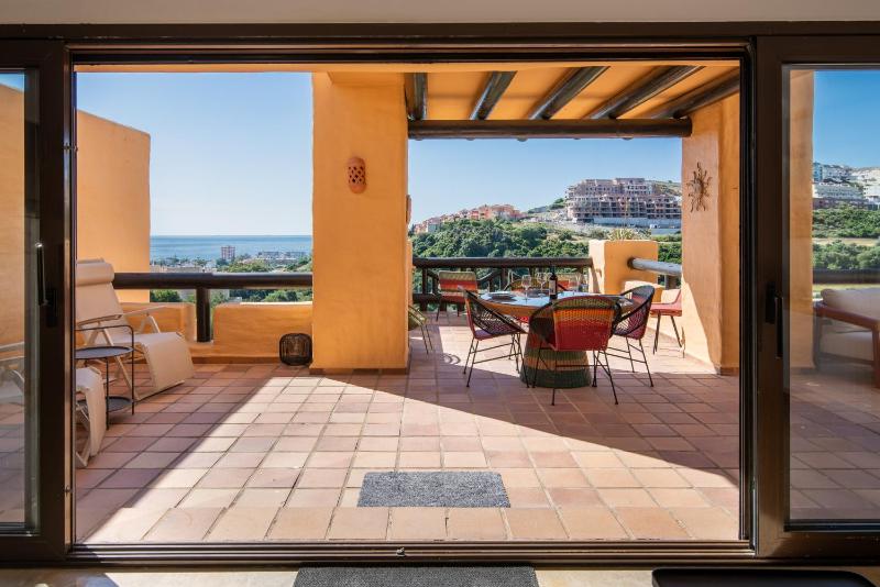 Coto Real Penthouse 2470 Naxos Sea-View - image 6