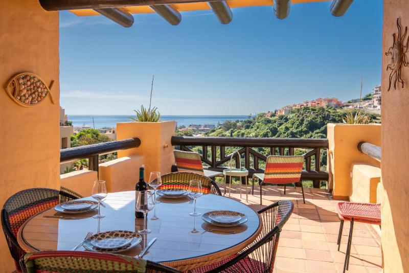 Coto Real Penthouse 2470 Naxos Sea-View - image 32