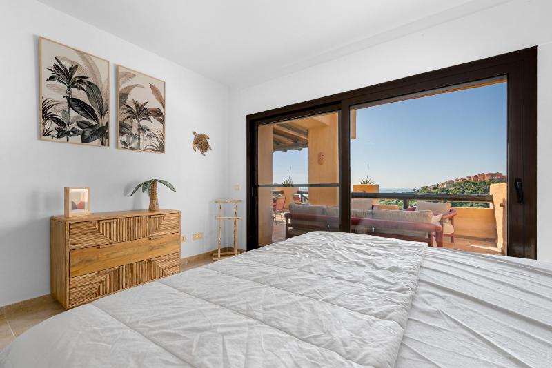 Coto Real Penthouse 2470 Naxos Sea-View - image 28