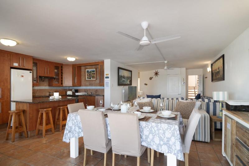 Chakas Cove 34 - image 13