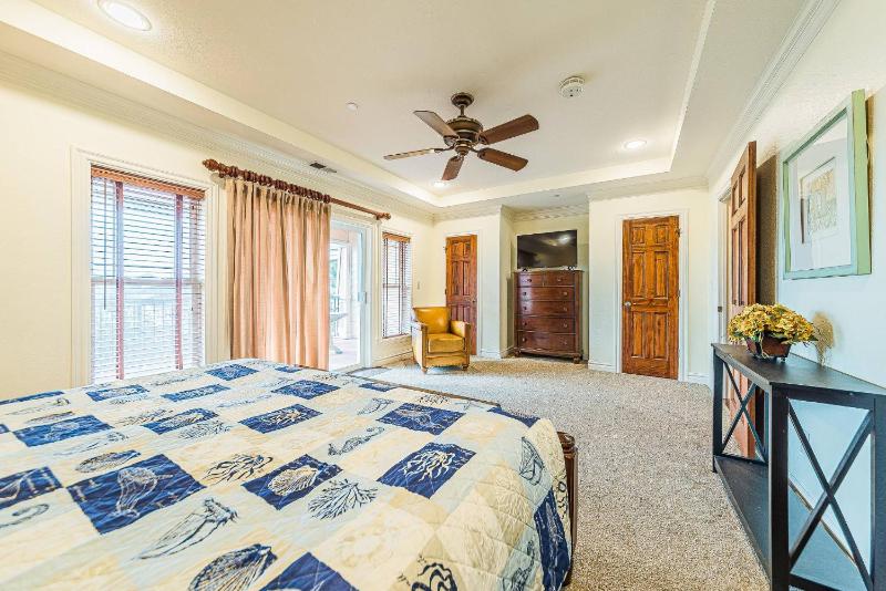 Good Trouble - Croatan Surf Club Ocean View Indoor and Outdoor Pool Hot Tub Pets Ok YR Flex - image 34