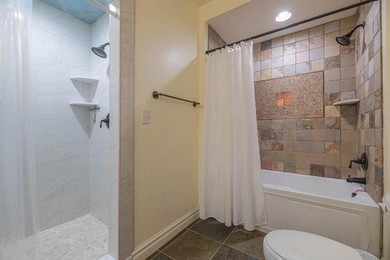 Good Trouble - Croatan Surf Club Ocean View Indoor and Outdoor Pool Hot Tub Pets Ok YR Flex - image 23