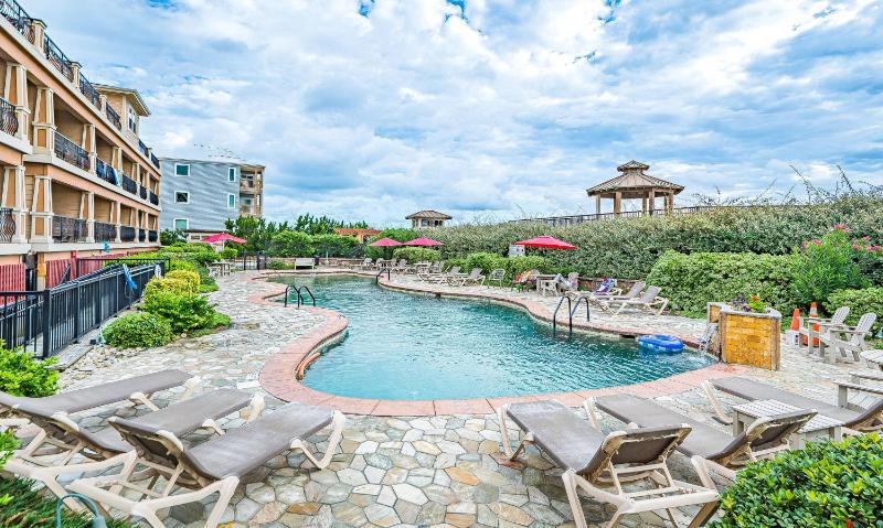 Good Trouble - Croatan Surf Club Ocean View Indoor and Outdoor Pool Hot Tub Pets Ok YR Flex - image 19
