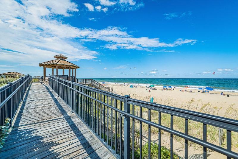 Good Trouble - Croatan Surf Club Ocean View Indoor and Outdoor Pool Hot Tub Pets Ok YR Flex - image 29