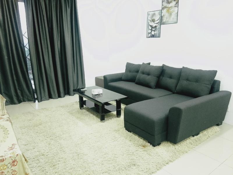 The Hotel Apartment Taragon kl - image 3