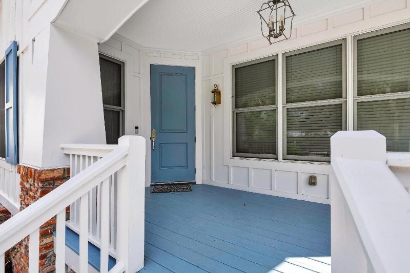 Saltwater Oaks - image 15