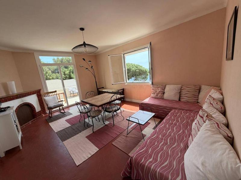 Appartement T3 75m² 2 terrasses avec accès direct aux calanques WIFI parking privatif - FR-1-100-147 - image 17