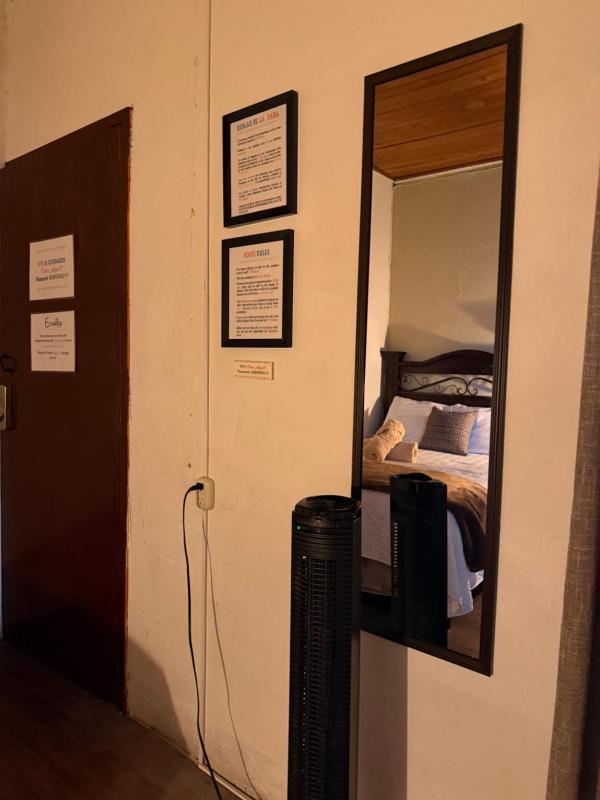 El Extranjero Hostal - image 14