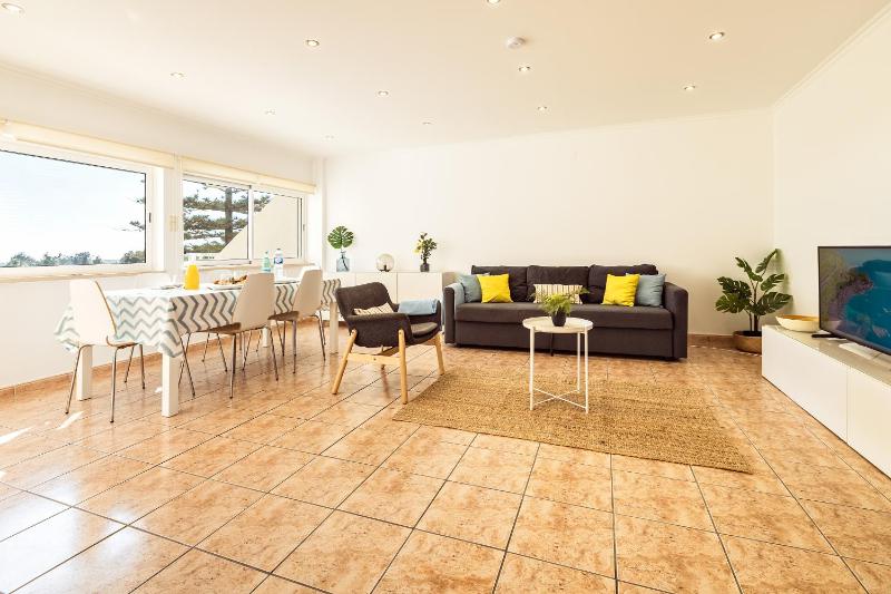 Vilamoura 2-Bed with Pool Close to Golf & Marina - image 32