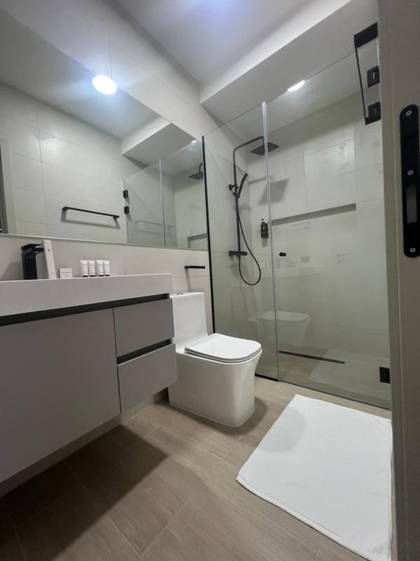 Moderns Apartment at The Hub w City Views - image 4