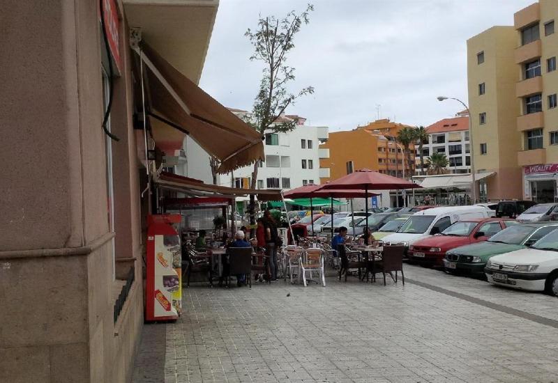Los Cristianos Plaza Centre suite - image 8