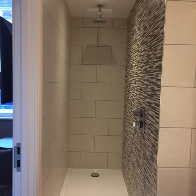 Double or Twin Room image 4