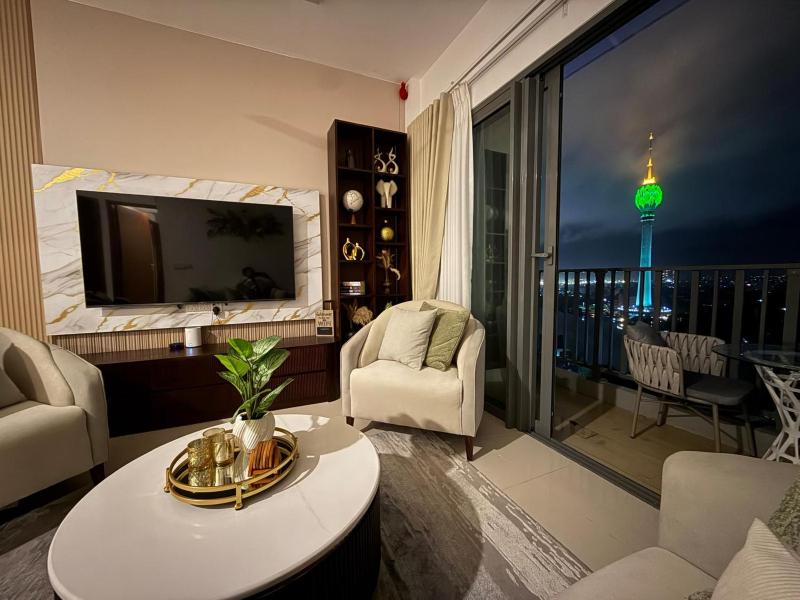 Tri-Zen Skyline Sanctuary - Lotus Tower & Ocean View - image 9