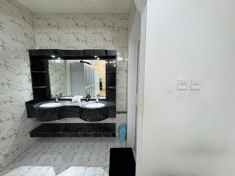Muscat Hostel Near Airport - image 13