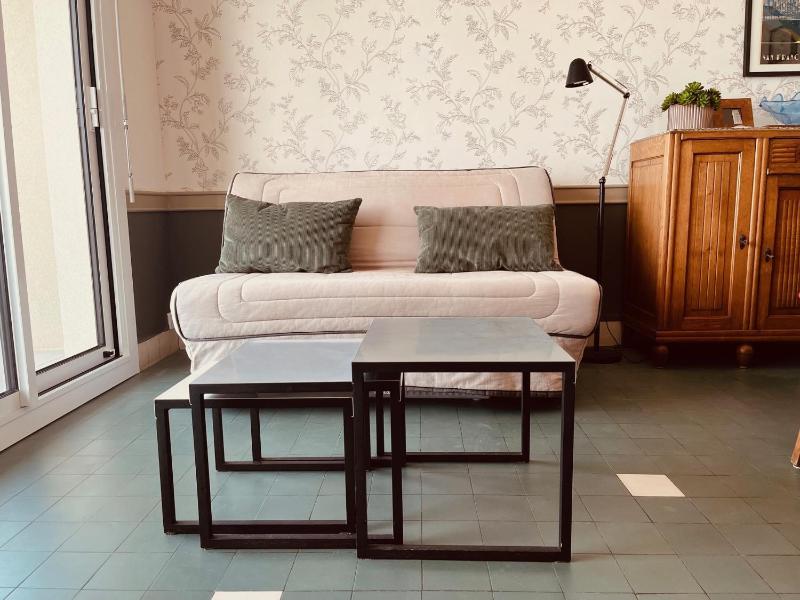 T2 agréable aux Sables - Face mer proche plage & commerces balcon animal admis - FR-1-92-629 - image 12