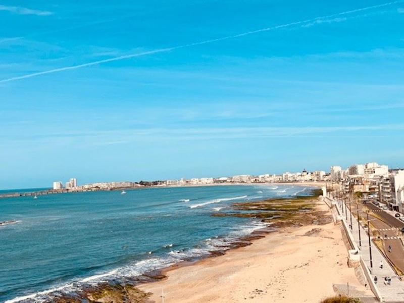 T2 agréable aux Sables - Face mer proche plage & commerces balcon animal admis - FR-1-92-629 - image 9