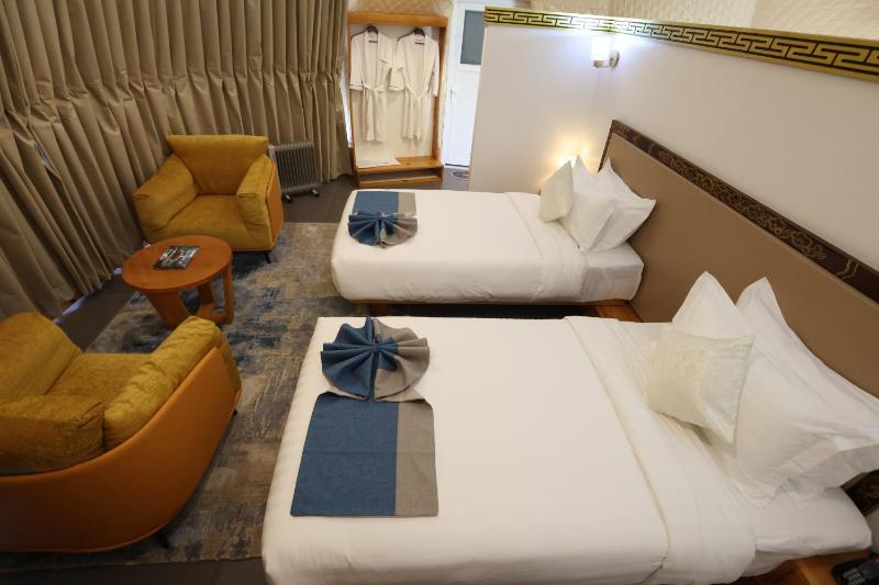 Highland Glamping A Luxury Dome Tent Resort and Spa - image 13