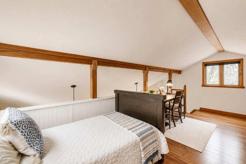 Riverfront Family Friendly Loft Near Butler and Rocky Ripple - image 20