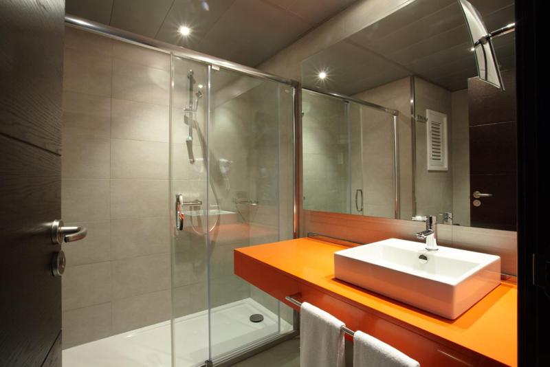 Double or Twin Room image 1