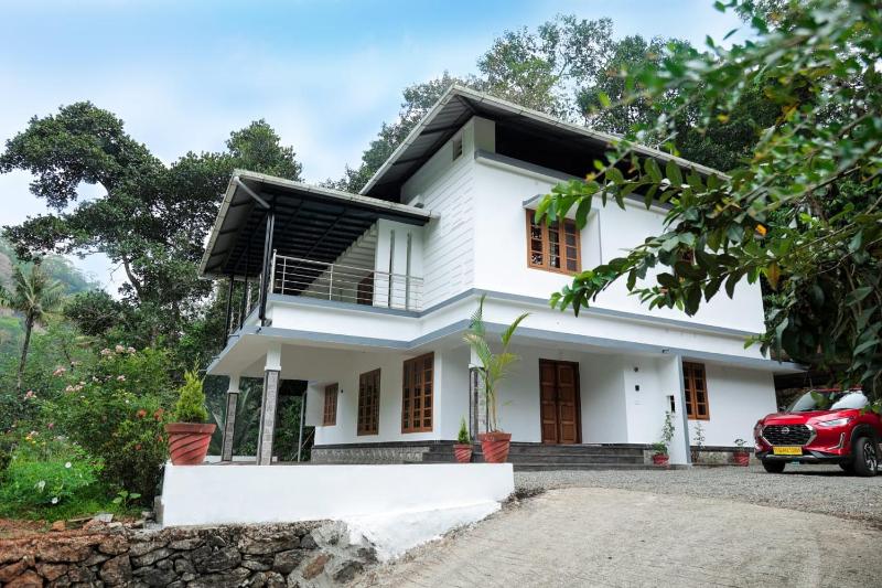 JUNGLE ViLLA NEAR MUNNAR - image 15